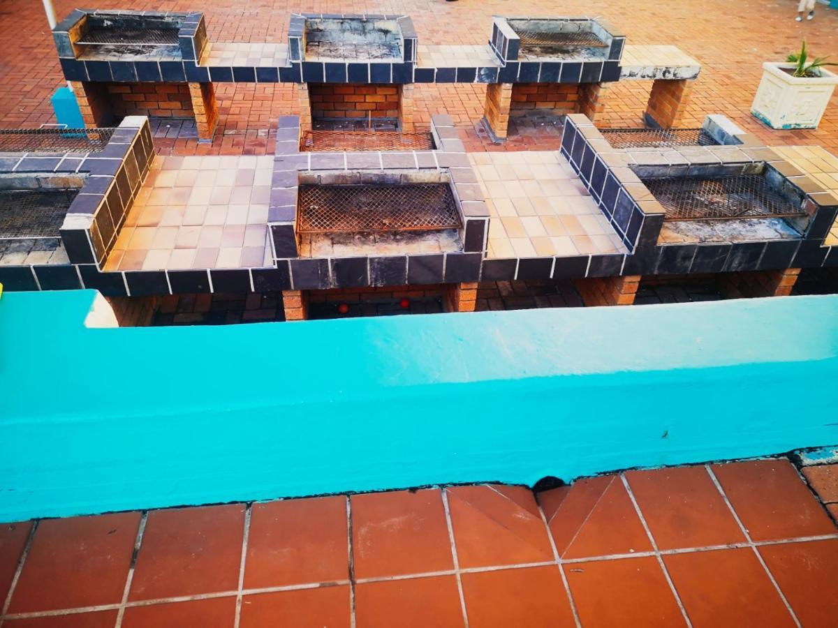 Apartment 1205onthegoldenmile - 4 Sleeper Ocean View With Pool & Braai At 10 South *