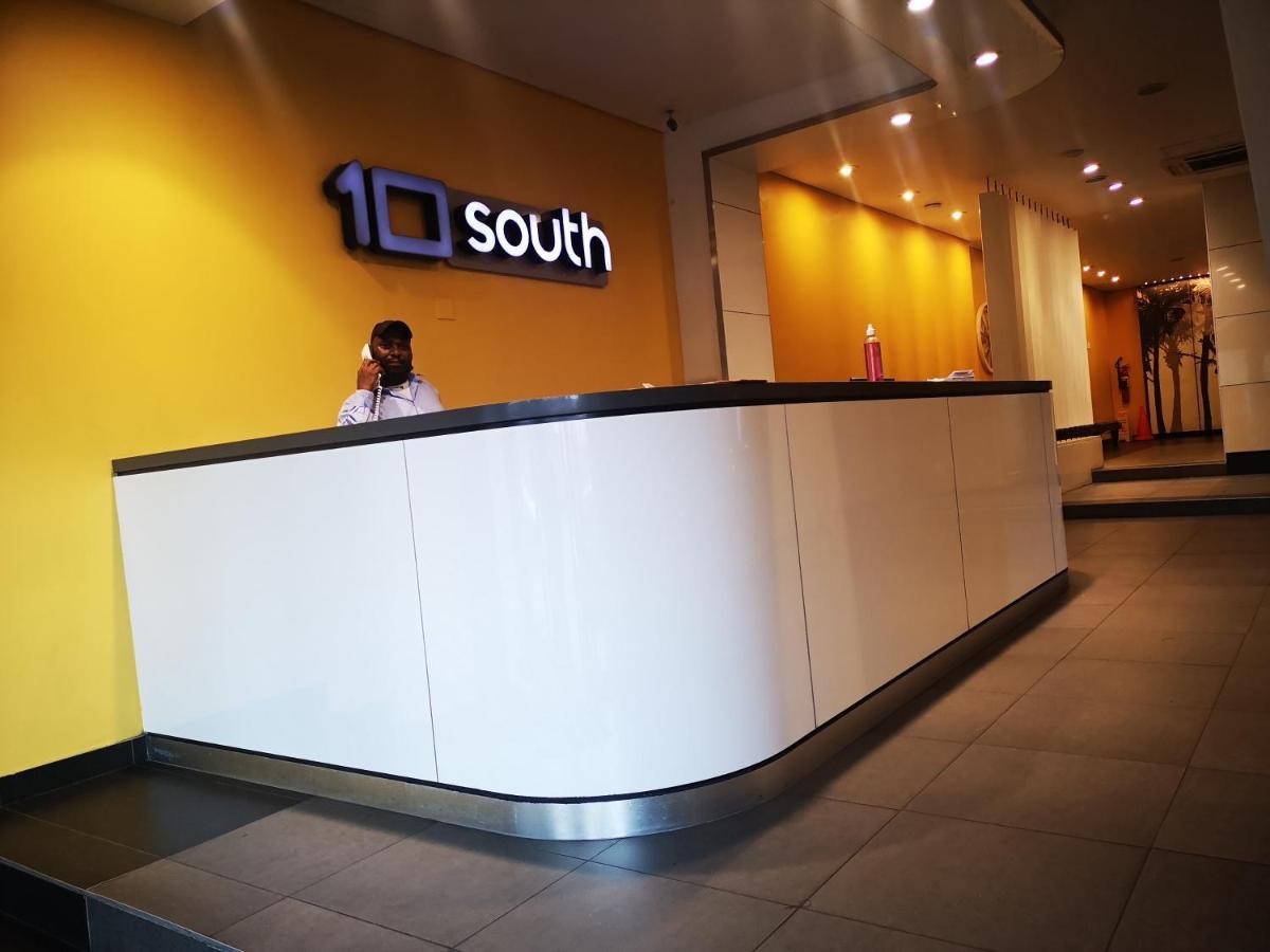 Apartment 1205onthegoldenmile - 4 Sleeper Ocean View With Pool & Braai At 10 South Durban