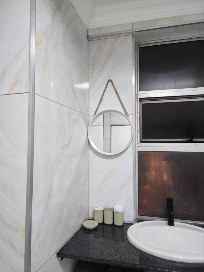 1205onthegoldenmile - 4 Sleeper Ocean View With Pool & Braai At 10 South Apartment *