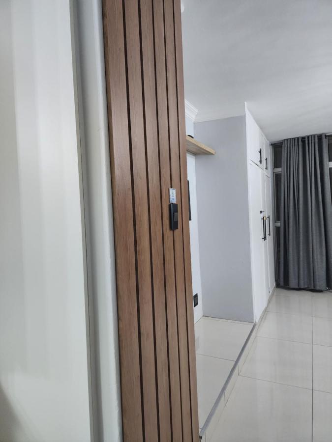 1205onthegoldenmile - 4 Sleeper Ocean View With Pool & Braai At 10 South Durban